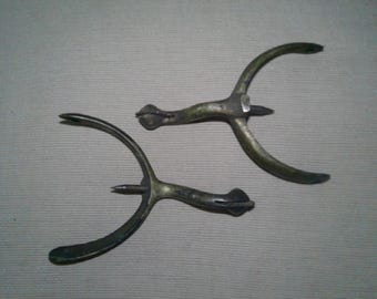 Swan Neck Box Spurs - antique (French Mil?) brass forms w  .8" rowels - forms nail to heels - no straps