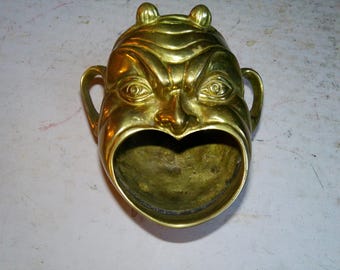 Buddhist/Hindu Demon Mask Incense Burner Ashtray or Valet - 4" x 4" x 2.25" cast brass open mouthed (screaming) face w horns