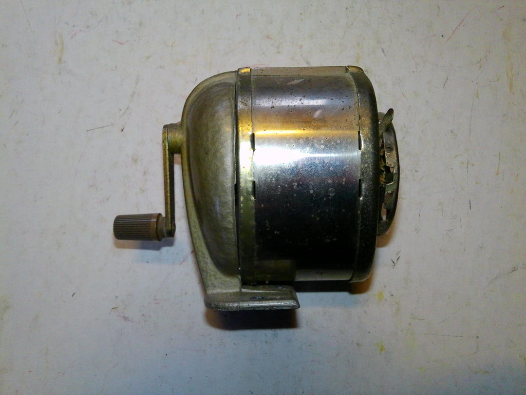 良品アメリカヴィンテージBOSTON pencil sharpener 鉛筆削り 良品アメリカヴィンテージBOSTON pencil sharpener 鉛筆削り 【公式通販】