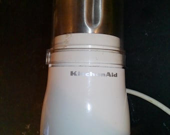 Kitchenaid Household coffee grinder - BCG100WH1 retro Futuristic 8.5" high form w removable lid/power switch