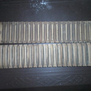 Antique Cigar Mold - 22&quot; x 4.25&quot; x 2.5&quot; thick - 20 Cigars 4.25&quot; long x .75&quot; diameter - Wonderful Age and patina - no makers ID