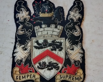 Semper Sapit Suprema crest - Gold Thread embroidered patch - sports jacket - blazer - pocket patch 3.75" x 5" high ornate form - Very Rare