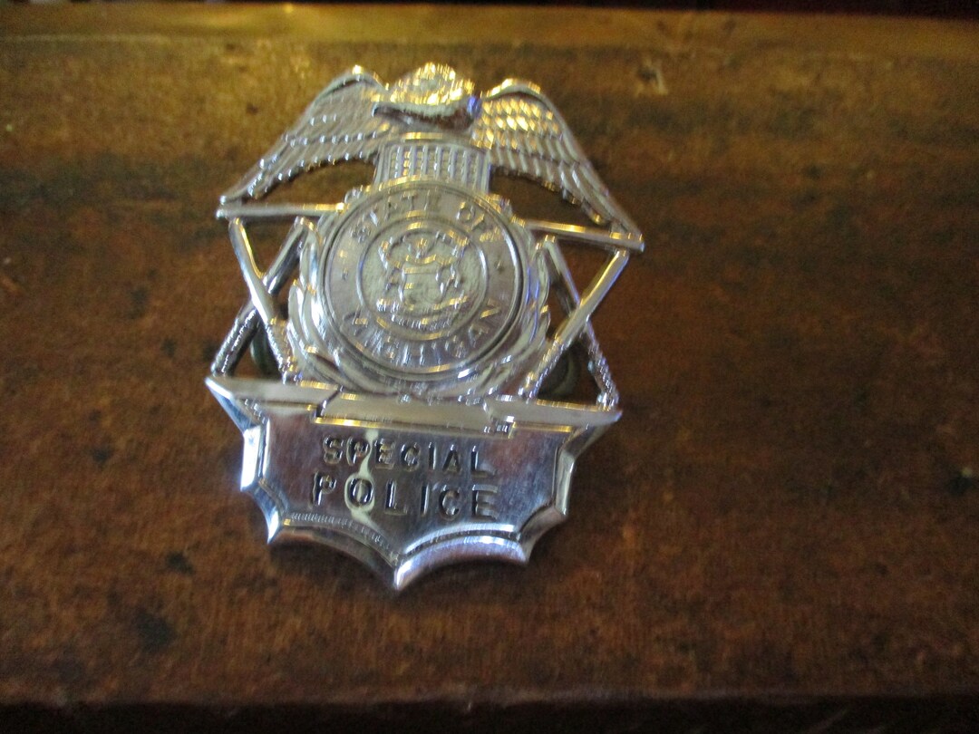 訳あり商品 Vintage - Badge Hat Police State Michigan Uniform Badge Hat 警察グッズ