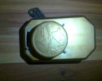 Mercoid Control Thermostat - antique brass wall hanger - very rare form in great condition - 5" x 3.25" x 2.25" deep