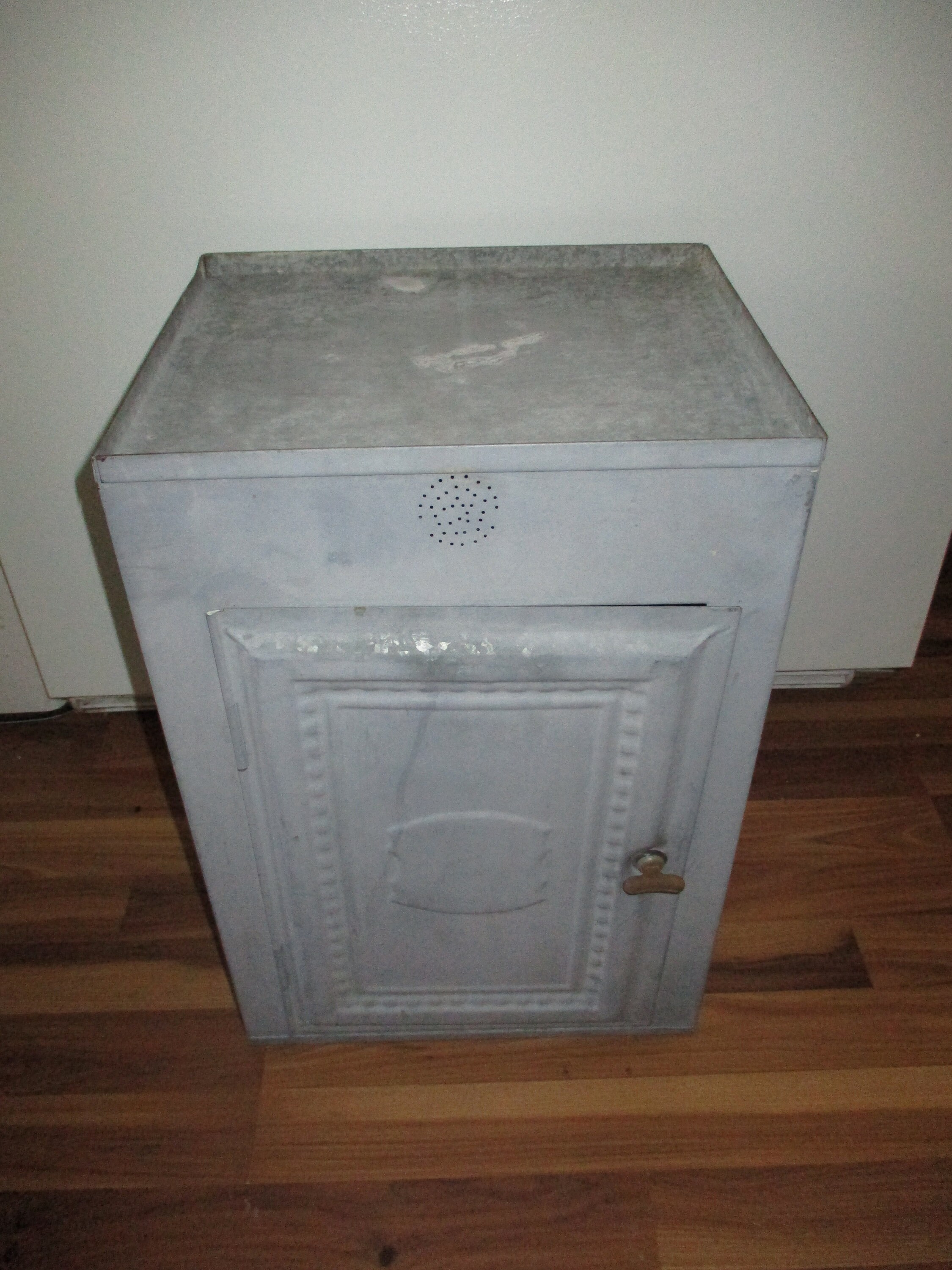 Vintage Vented Bread Box or Pie Safe Galvanized tin with Etsy