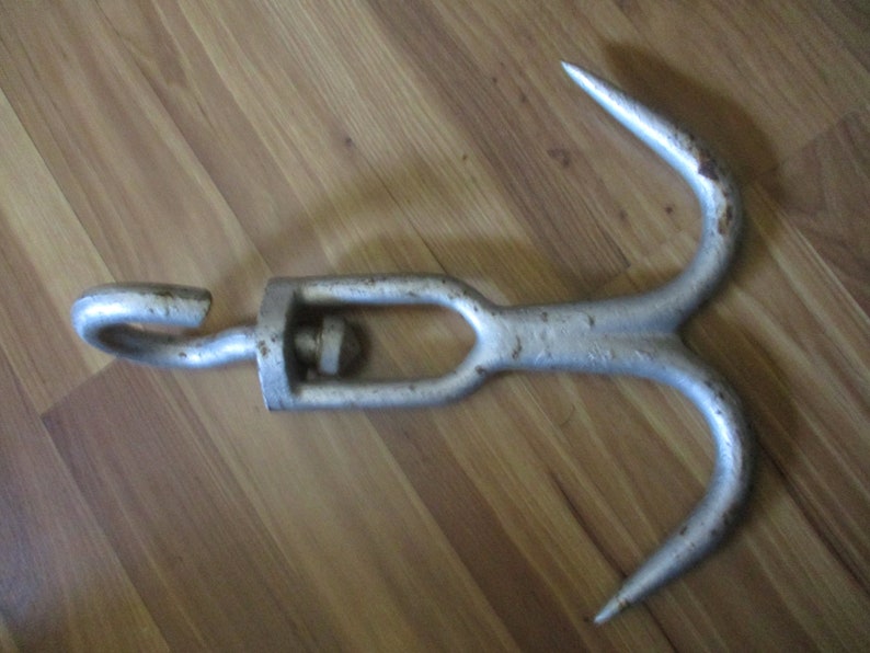 Industrial Meat Locker Hook or Gambrel - Revolving 3/4