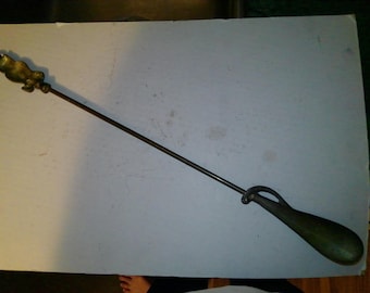 Brass Shoehorn - 20.5" long brass shaft w owl shaped handle includes 5" horn - ring for hanging -