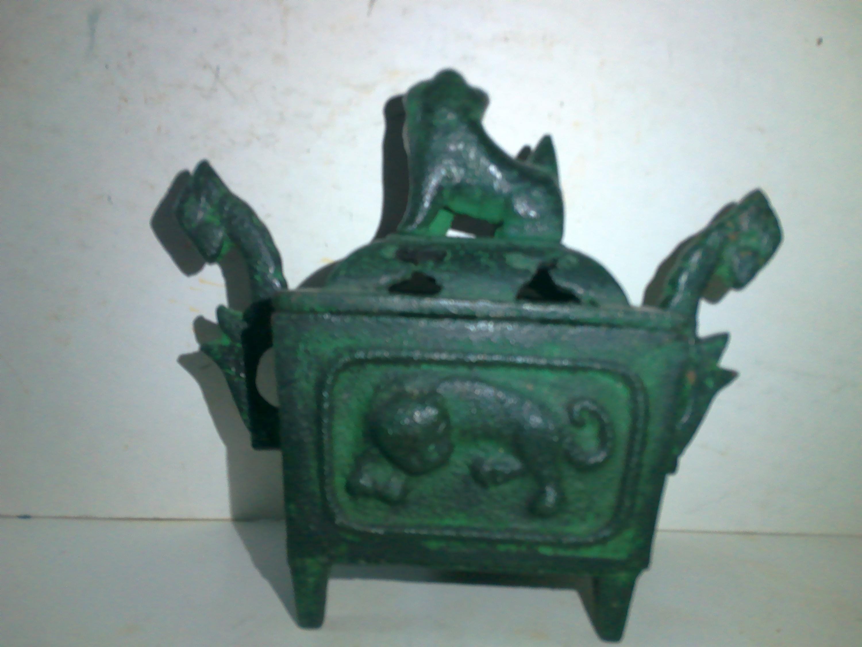 神様とやさい Cast Iron Foo Dog Censer - Buddhist Shakyasimha Incense