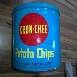 Krun-Chee Potato Chips 1960s 1.5 Lb Magic-Pak tin with great graphics and colors 11 h x 10 diam. Tin NO RUST image 1