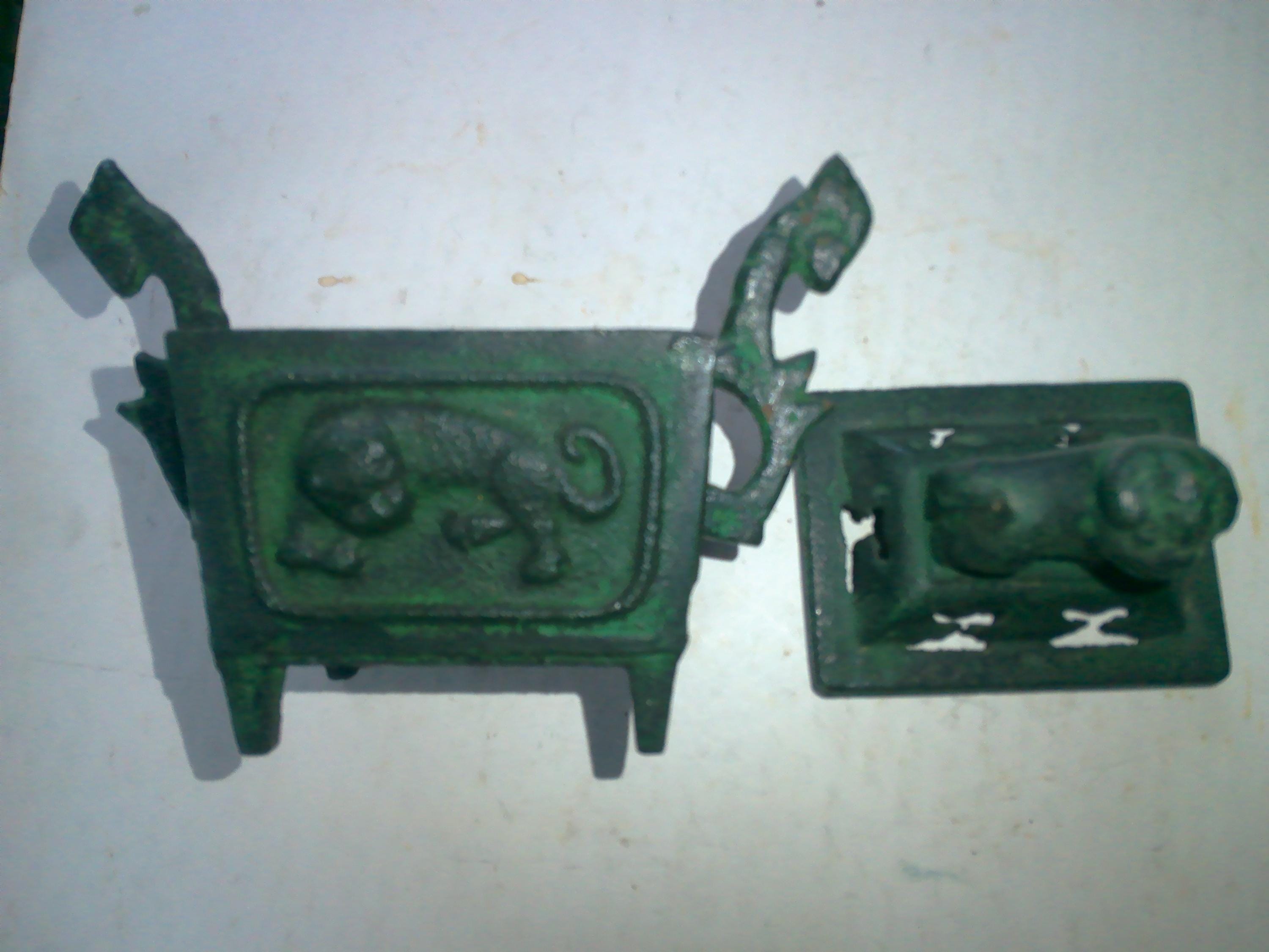 神様とやさい Cast Iron Foo Dog Censer - Buddhist Shakyasimha Incense