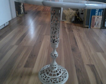 Marble Side Table - Hollywood Regency or Rococo painted brass fretwork 15&quot; diam marble surface 16.5&quot; high - great plant stand or side table