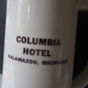 Columbia Hotel (plaza) Kalamazoo Mich Eddie's Coffee Shop Bier ...