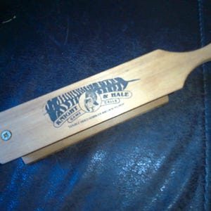 Turkey Call by Knight & Hale - Hand made box style turkey call - hand held form with large chamber for better sounds - great condition