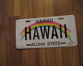 Hawaii Aloha License Plate - standard sized relief souvenir - fun decor repro circa 1991 with rainbow background