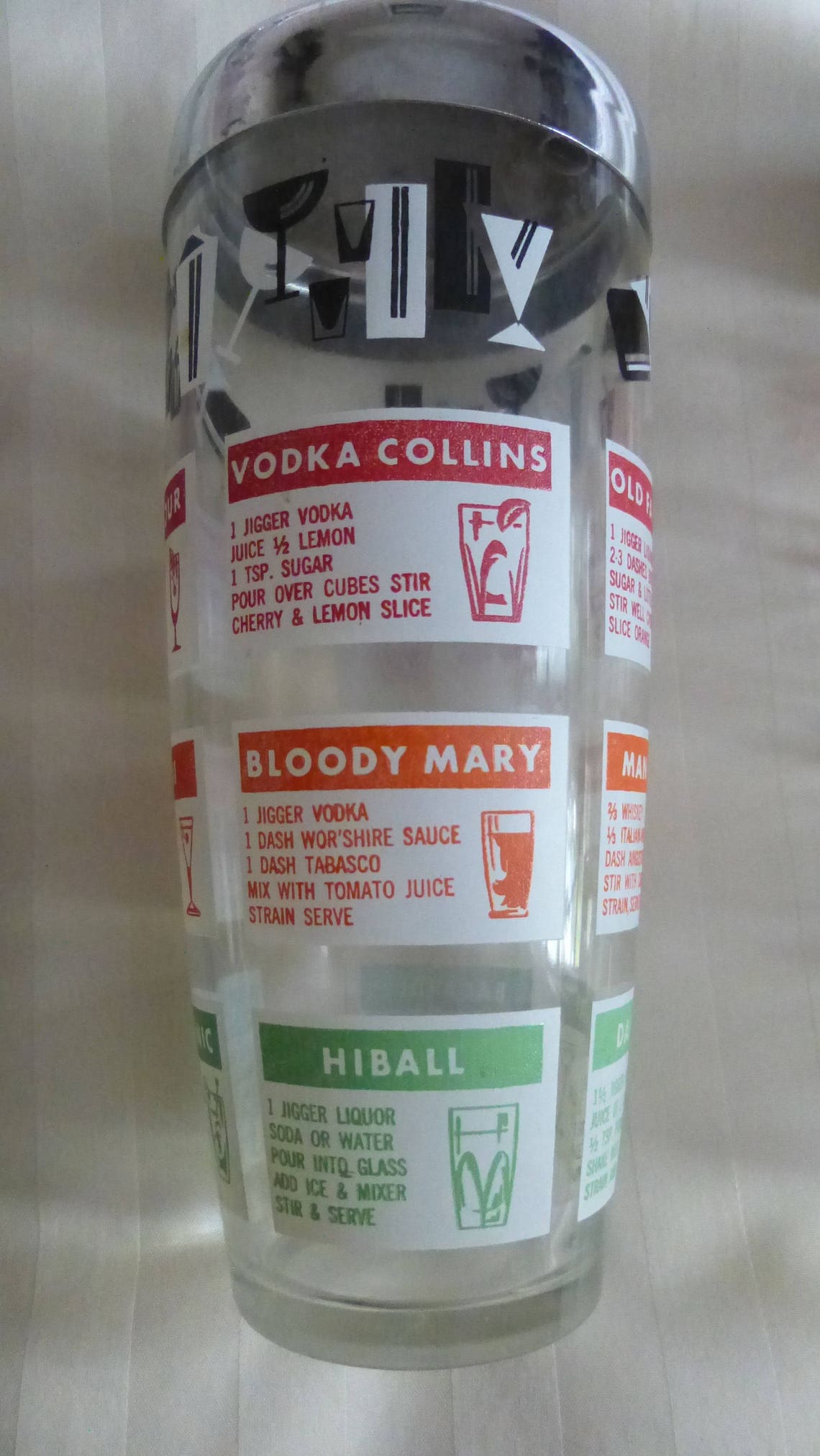 Vintage glass cocktail shaker with chrome lid and screw top Etsy