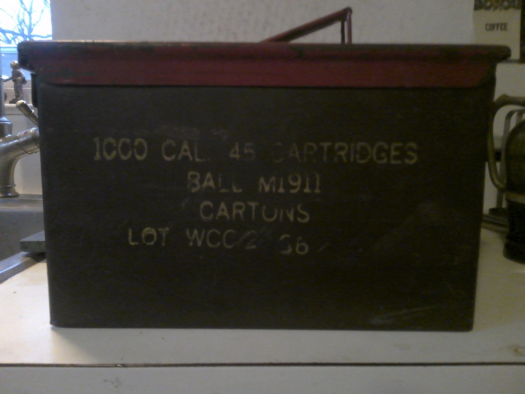Ammo Box - Vintage Red Top/green Body Steel Form 12