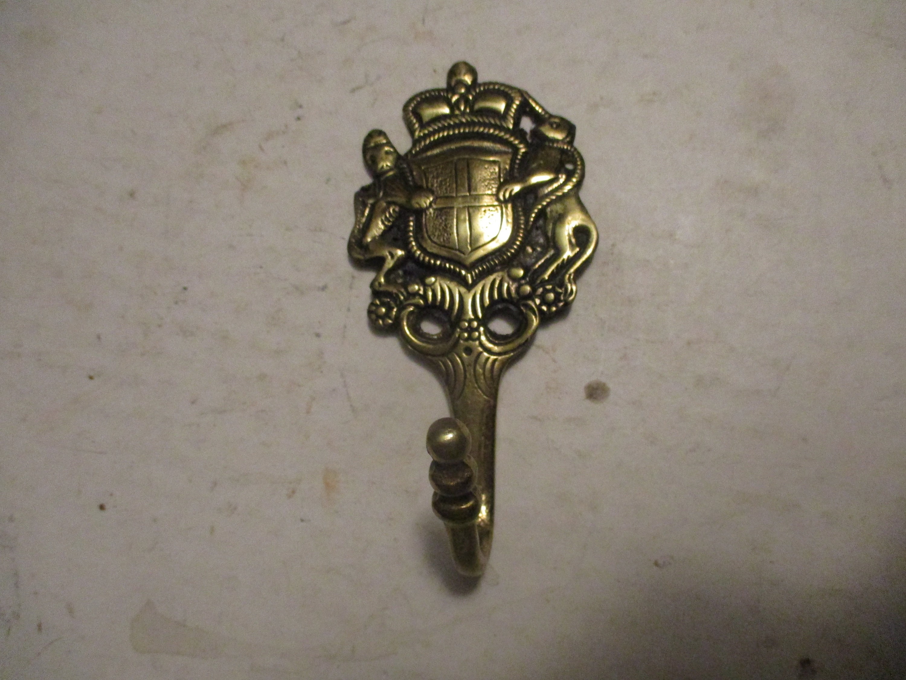 Antique Brass Wall Hook English Heraldic Shield W/ Crown Lion