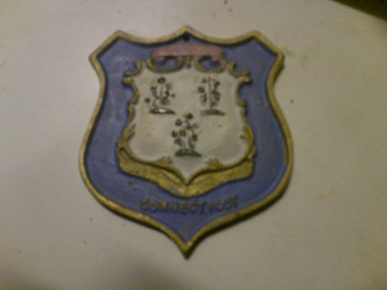 Connecticut State Seal - Cast Iron Door or Wall Hanger - 4