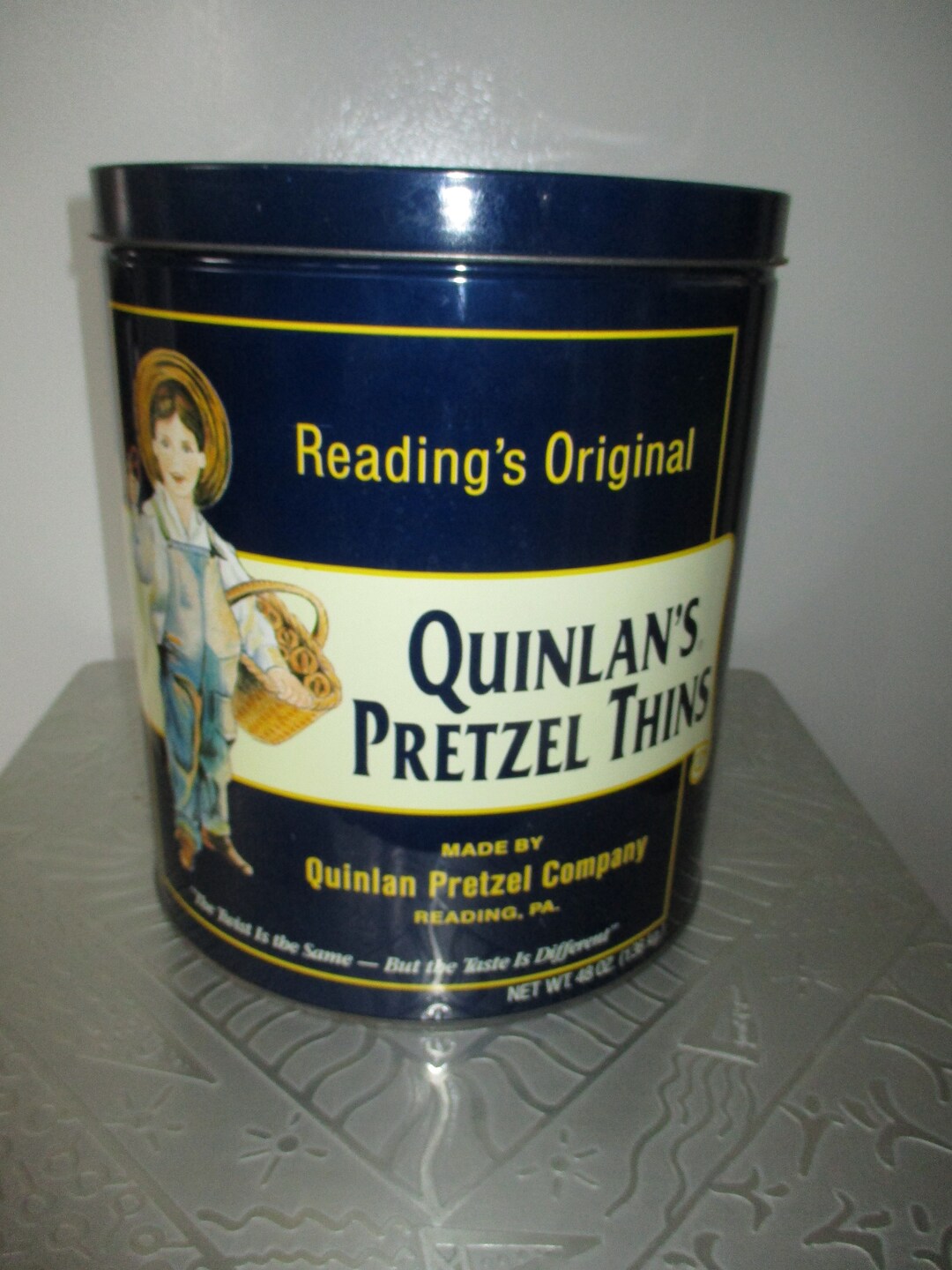Quinlan's Pretzel Thins 1991 Borden Repro of 1930s Form 11.5 High X 10 Diam. Text and Logo on 2