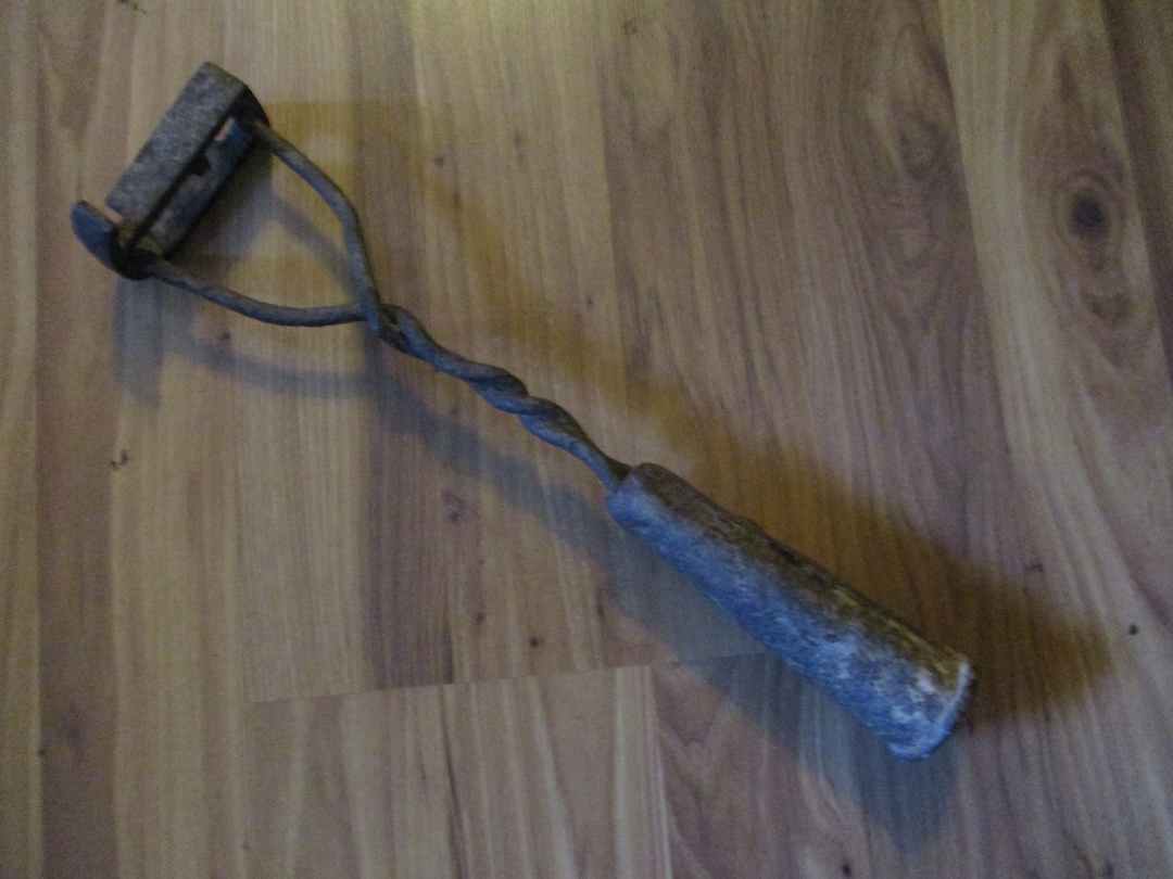 Branding Iron FJ Wrought Iron Form 12.5 Long Makes 3 Tall Brand