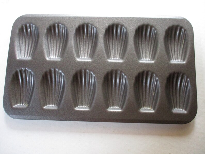 Vintage Biscuit or Cookie Molds Madeleine or Madeline Tray Etsy