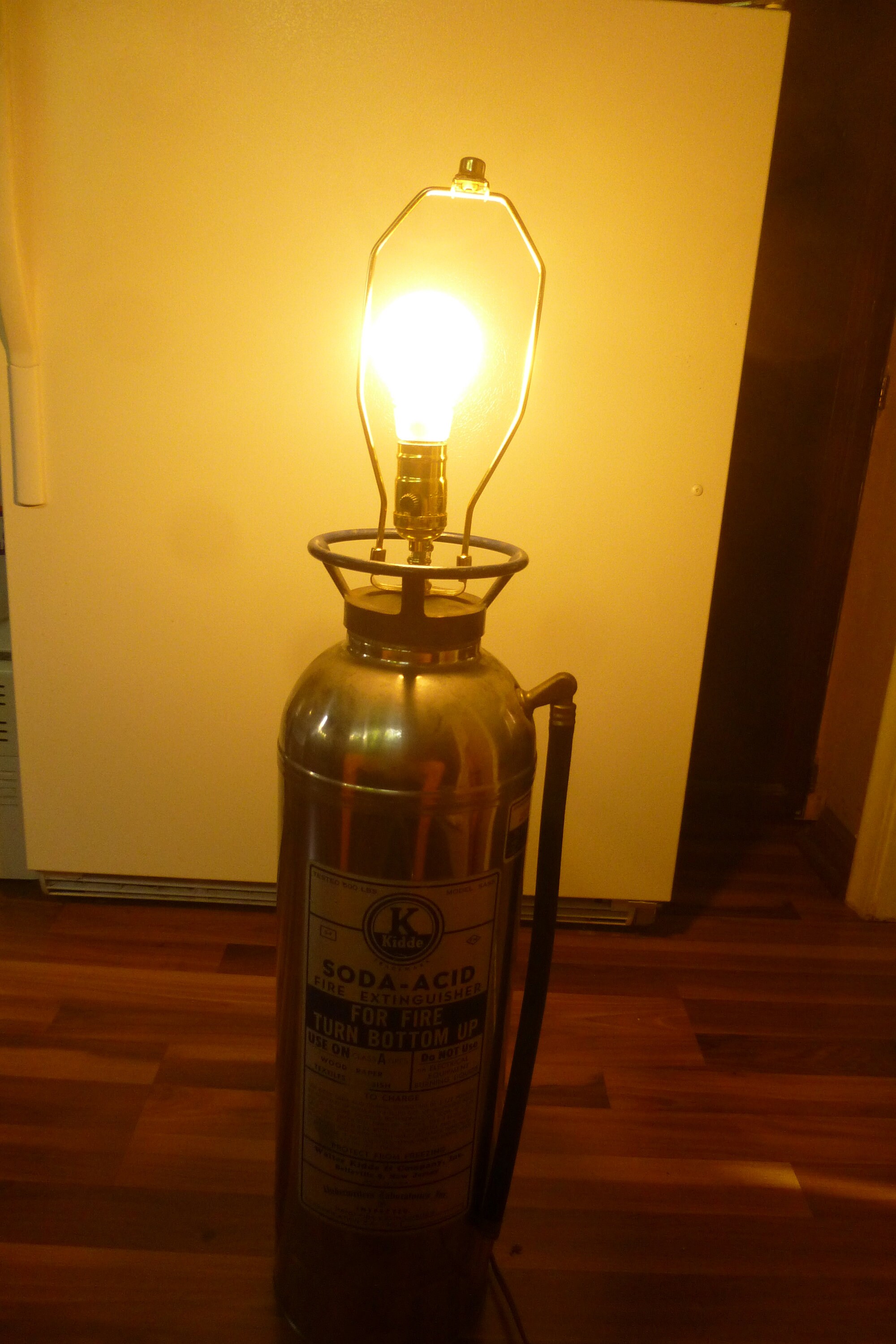 1950年代製 Kidde ソーダ酸消火器 USAビンテージ品 Fire Extinguisher Table Lamp - Antique Kidde Steel Soda Acid