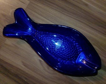 Fish Shaped Decorative Tray = 10.5" x 4.75" x 1.5" deep - keys/coin/jewelry dish