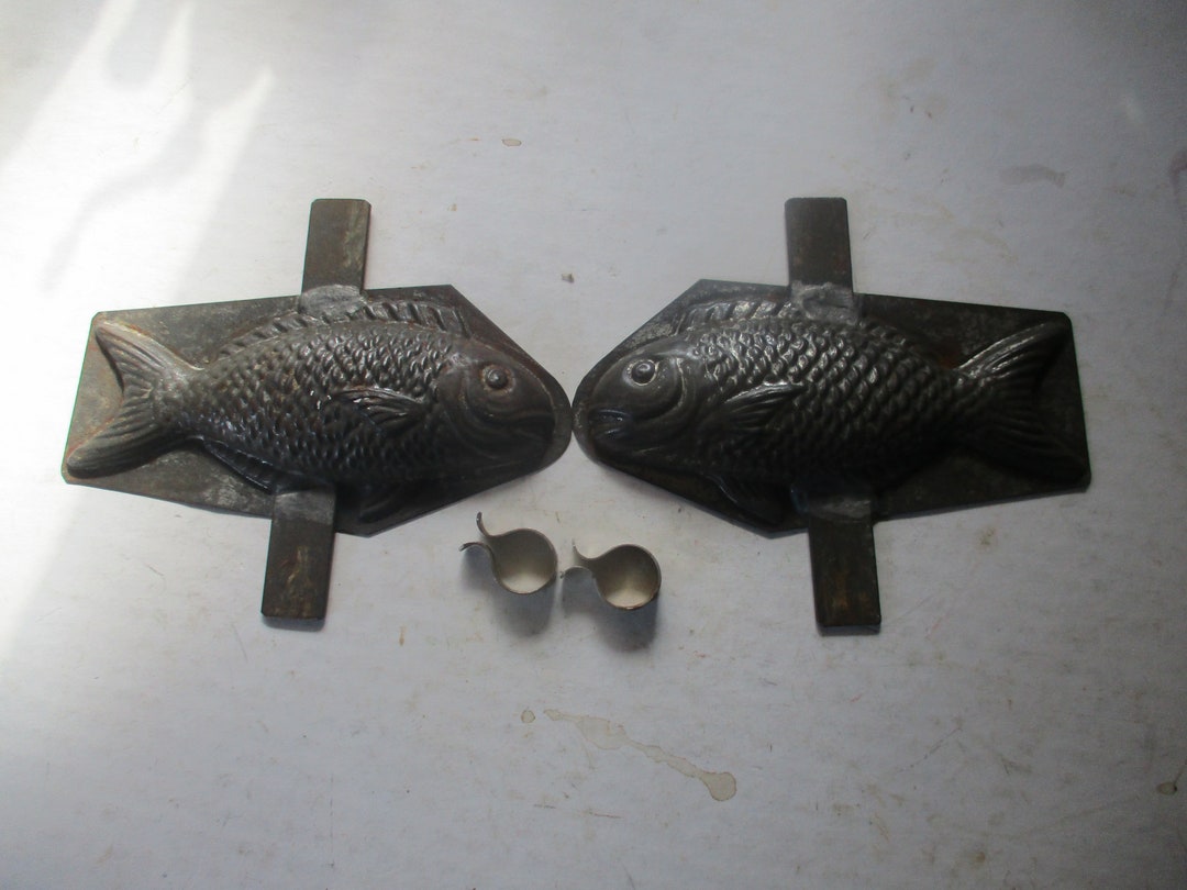 Large Fish Shaped Mold lifesized 12 X 5 X 3 Doublesided Fish Mold With