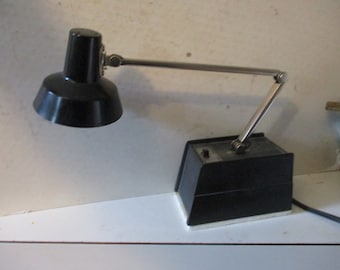 Mid Mod Adjustable Table Lamp - gooseneck adjustable hinged form with 2 way speech - great condition