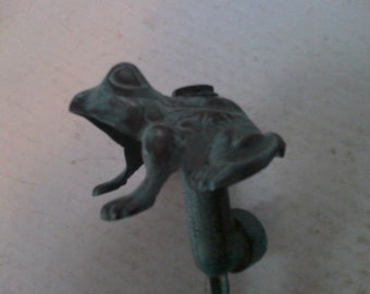 Bronze frog or toad shaped lawn sprinkler - 9.5" tall spike style form w 2" high frog 3.6" diam.