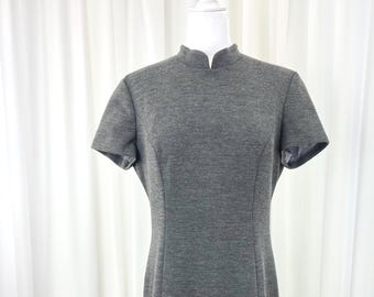 Vintage 1960s Mod Wool A-Line Dress with Mandarin Collar XL-XXL