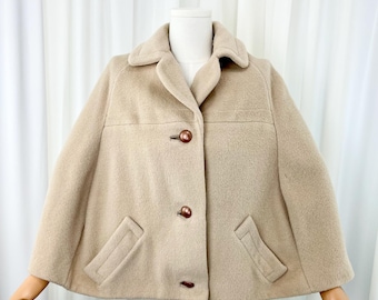 Vintage 1950s-60s Cream Fuzzy Wool Cape with Hammered Copper Buttons S-M