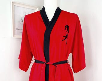 Bata corta de rayón challis china vintage de la década de 1960 "Kung Fu" con kanji bordado