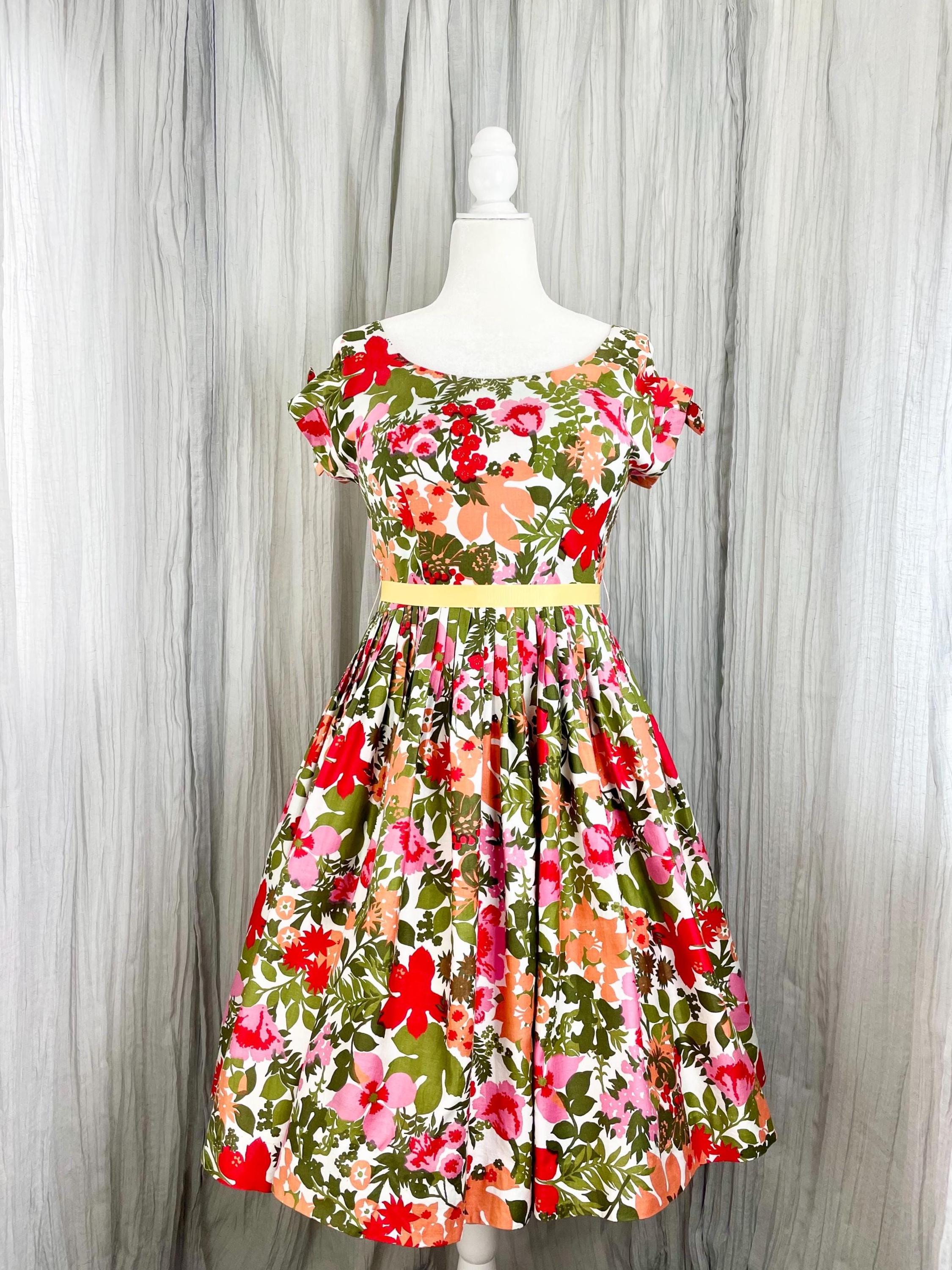 fitted lace wedding dress 60s Women's Dress Vintage Bombshell Wiggle Silk Floral Print Back Inte   Mags Rags