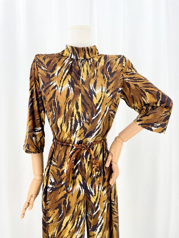 Vintage 1960s Killer Slinky Tiger Print Lounge Jumpsuit S-M View 2