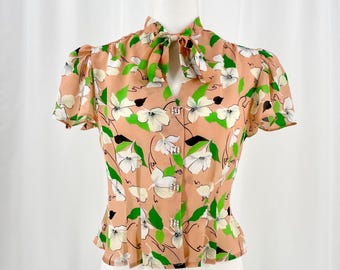 Vintage 1970s Peach Floral Print Pussy Bow Blouse S-M
