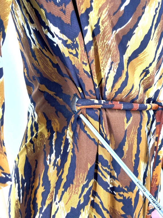 Vintage 1960s Killer Slinky Tiger Print Lounge Jumpsuit S-M View 5