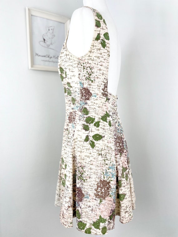Vintage 1960s-70s Backless Textured Floral Barkcl… - image 5
