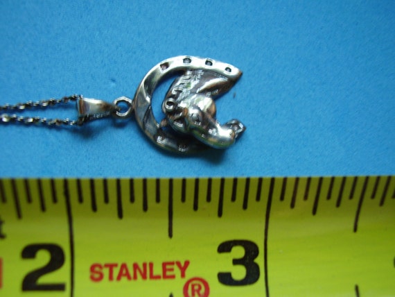 Vintage Sterling Silver Horse Head in Horse Shoe … - image 3