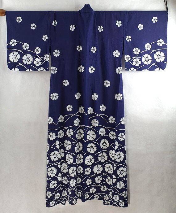 Indigo & White Cotton 1970s Vintage Mirrored Flora