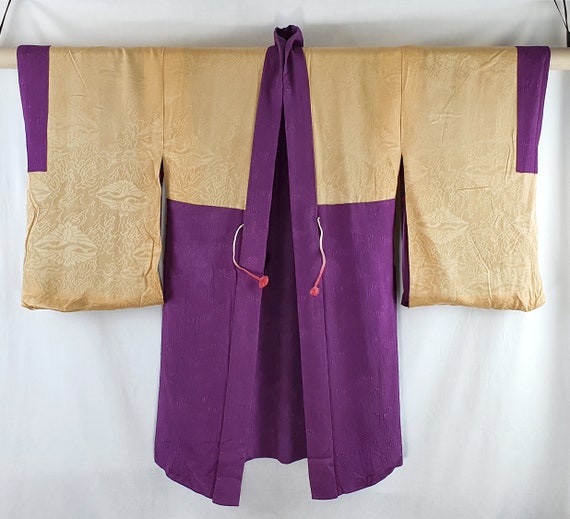 Purple Crepe Silk 1950's Vintage Mon Kinsha Cloud… - image 6