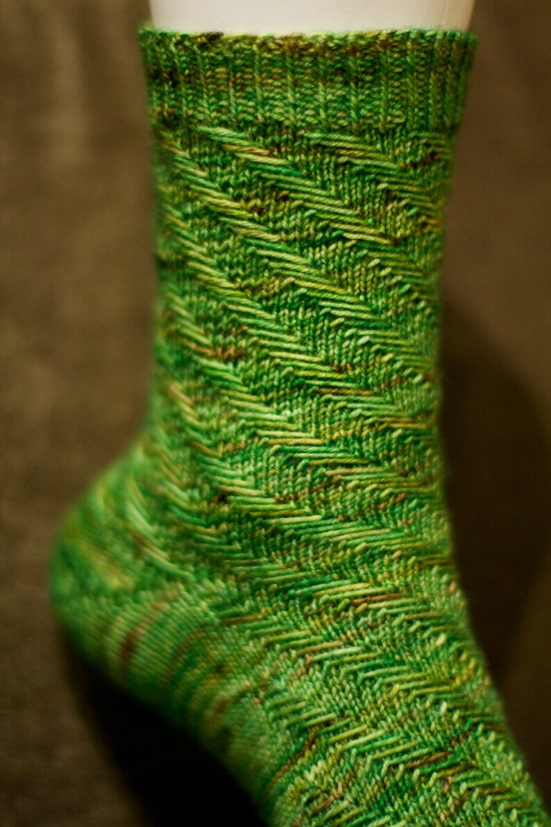 PDF Knitting Pattern Peppermint Mocha Socks