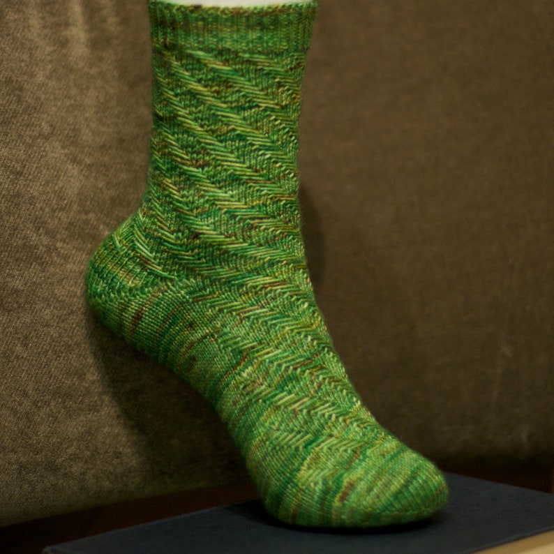 PDF Knitting Pattern Peppermint Mocha Socks