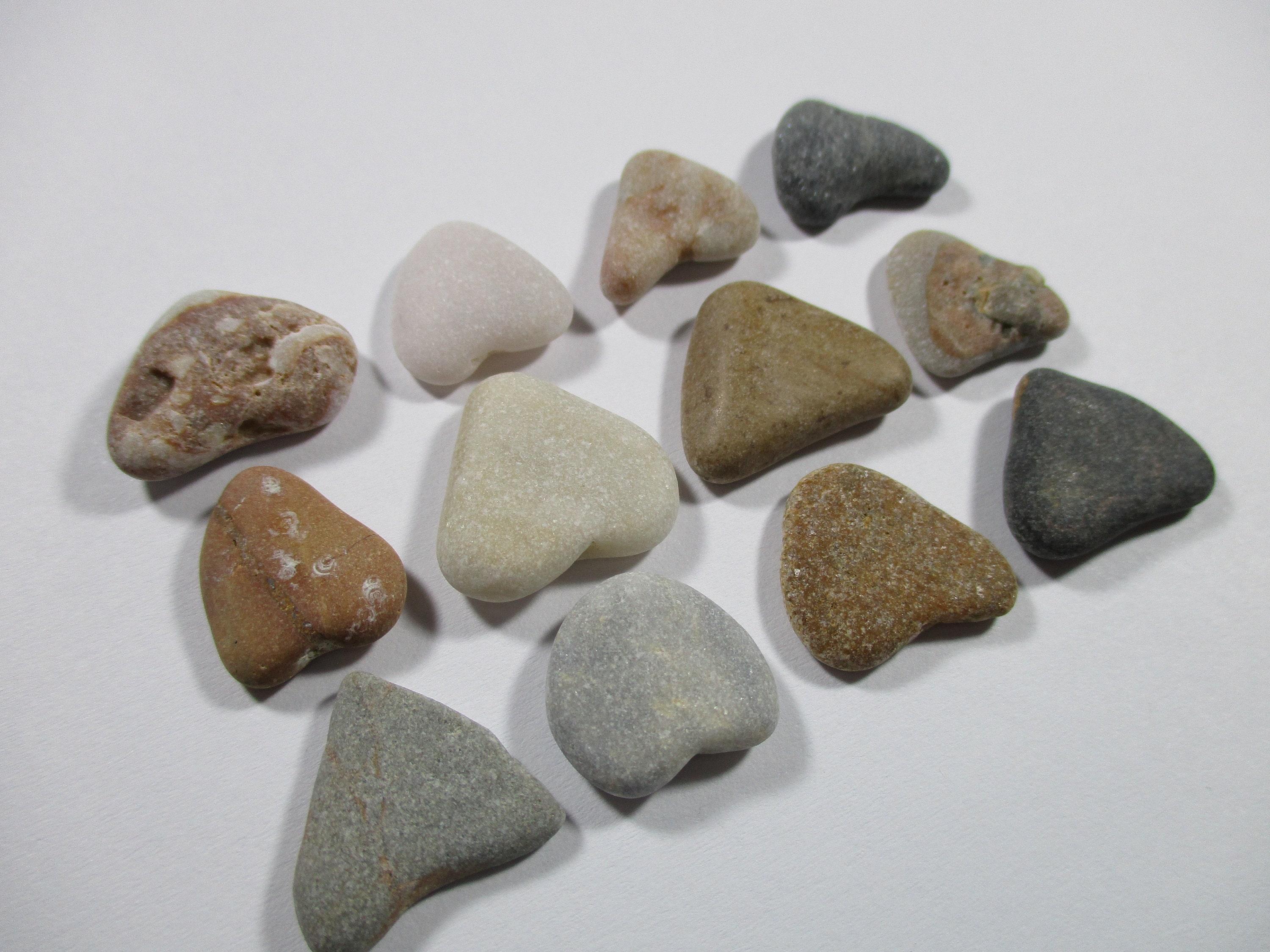 STONE BEACH 12 HEARTS Tumbled Cream Sea Natural Beige Jewelry Unaltered Real White Rock Peb Surf 2570 Beads Undrilled Art Brown Grey Etsy Black -