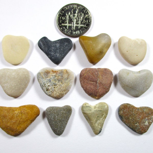 BEACH STONE HEARTS 12 Red Black Brown Beige Grey Real Surf Tumbled Unaltered Natural Stones Pebble Rock Art Craft Jewelry Beads Peb 2636