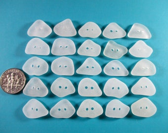 GENUINE SEA GLASS 17mm Botones 25 Impecable Blanco Claro Real Surf Caído Natural Raw Beach Seaglass Coser Tejer Dos Agujeros Cuentas Pero 352