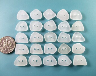 GENUINE SEA GLASS 13mm Botones 25 Impecable Dos Agujeros Blanco Claro Real Surf Caído Natural Raw Beach Seaglass Coser Cuentas de Punto Pero 358