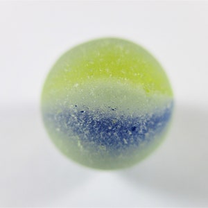 VÉRITABLE MARBRE DE VERRE DE MER 13 mm Blue Yellow White Cats Eye Real Surf Tumbled vintage Natural Beach Seaglass Cod Jewelry Ball Bead U 533b