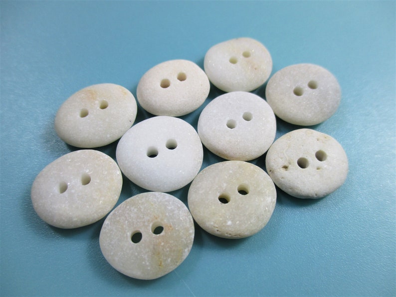 BEACH STONE 13mm BUTTONS 10 Flawless 2 Hole White Cream Real Surf Tumbled Natural Greek Rock Sewing Knitting Crochet Pebble Button Peb 2124