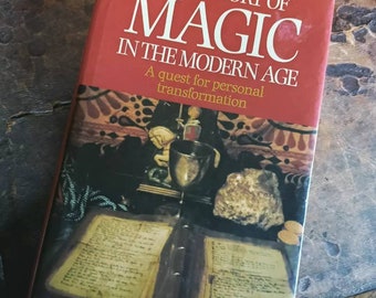 La historia de la magia en la era moderna, libro de ocultismo de tapa dura